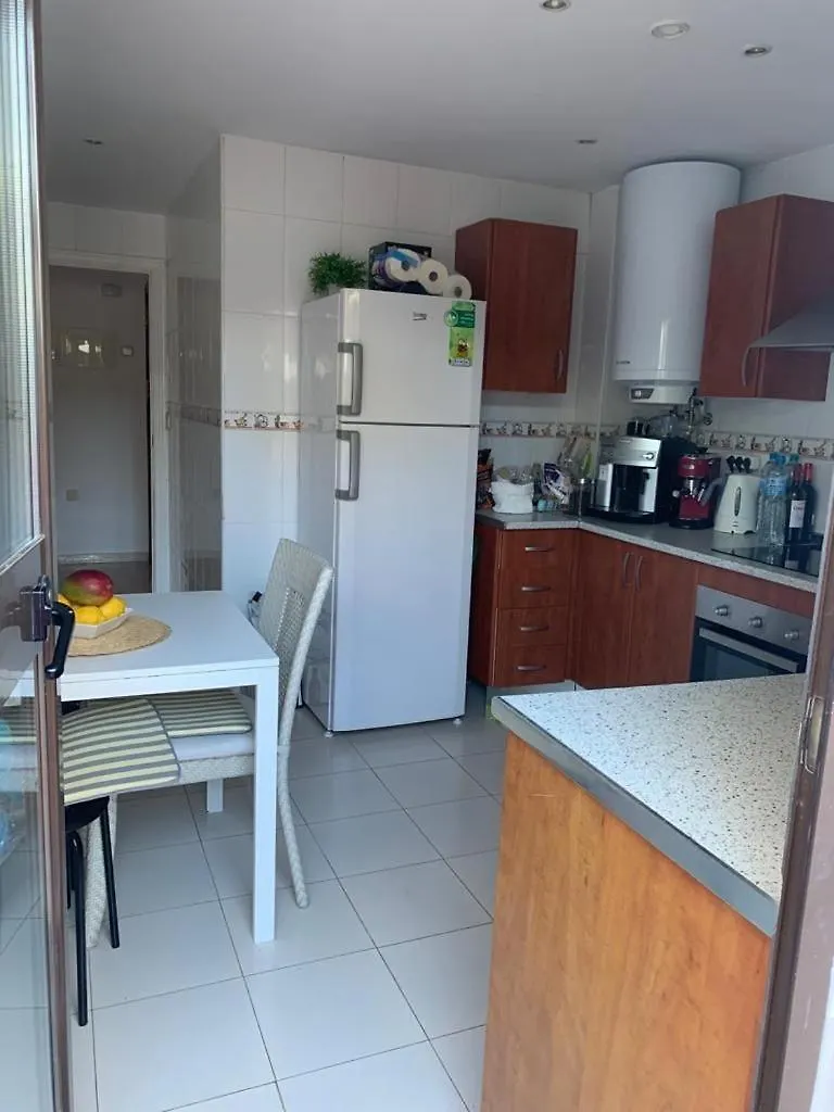 Beachside Apartment Costalita Sol - Huge Terrace & Pool 에스테포나 스페인